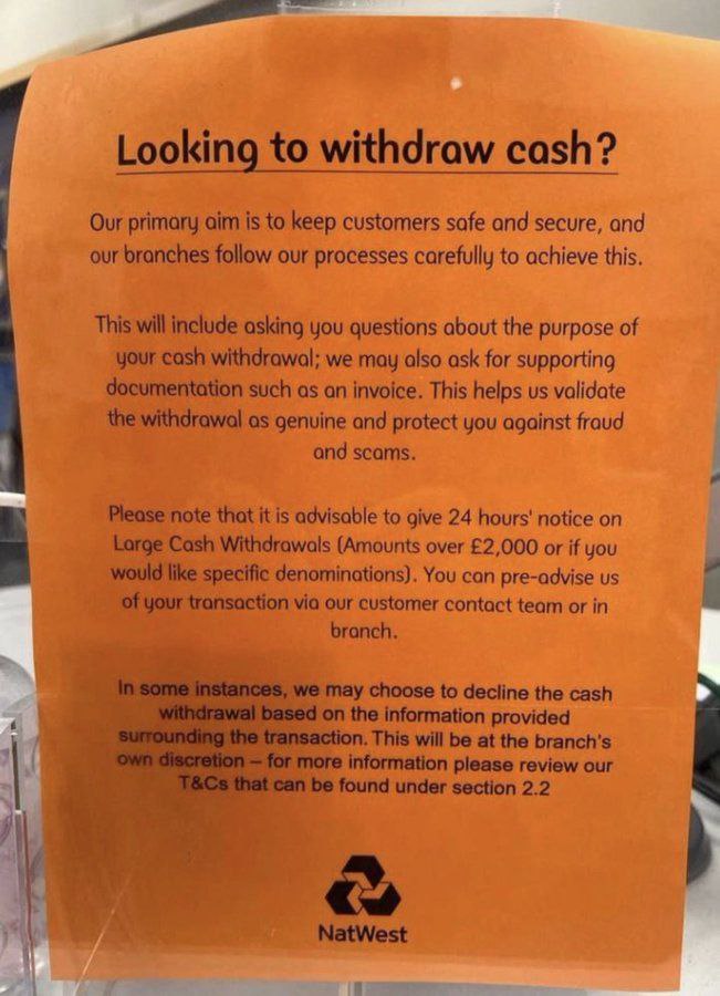 Британские банкстеры Natwest, HSBC боятся бегства вкладчиков и усложняют снятие средств